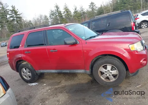 2011 Ford Escape Xlt из США, поврежденный, VIN 1FMCU9D71BKA18443